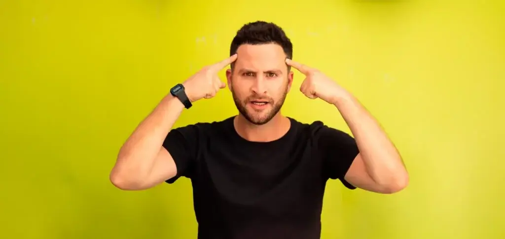 סטנדאפיסט גיא הוכמן